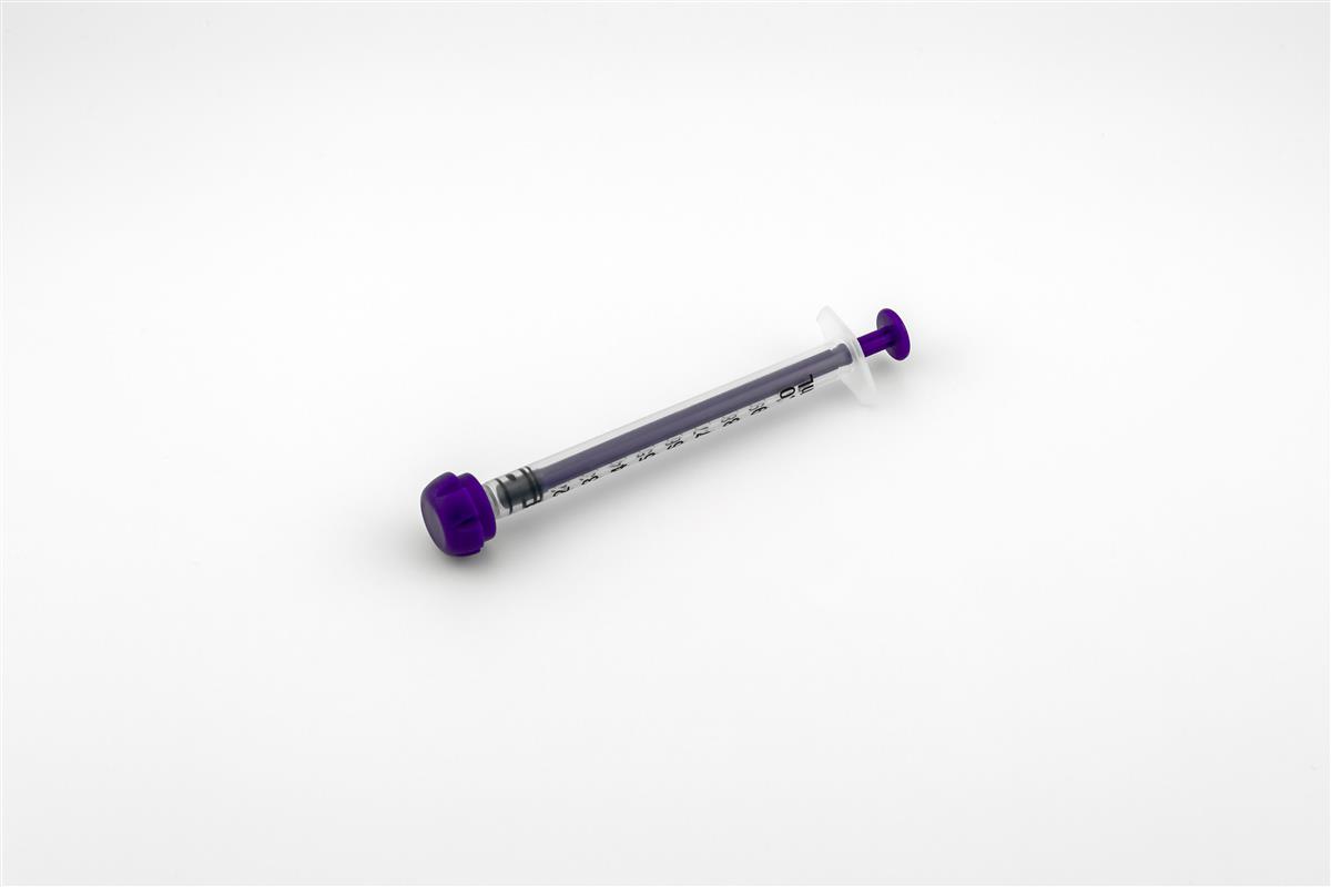 Enteric nutrition syringe