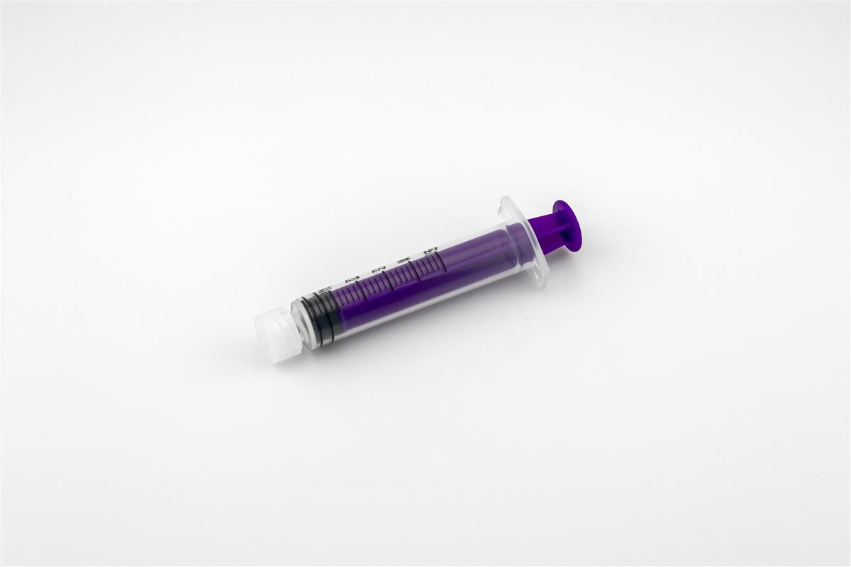 Enteric nutrition syringe