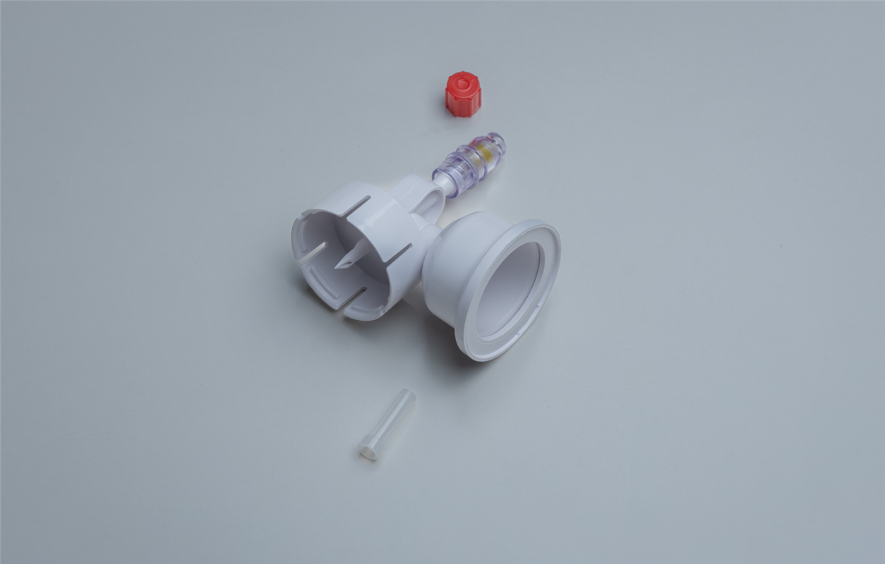 Mini spike with membrane for retention volatile gases, with clamp for 32mm bottles and Gen2® Valve