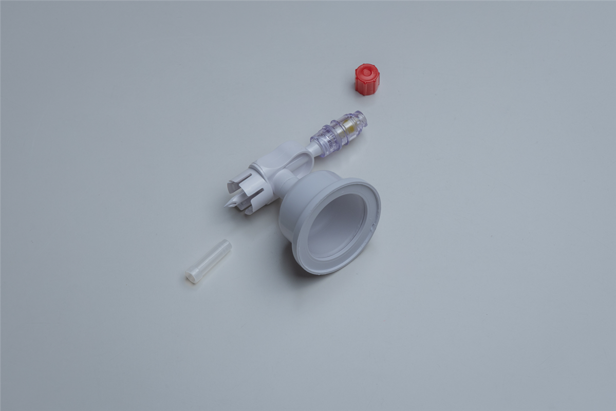 Mini spike with membrane for retention volatile gases, with clamp for 13mm bottles and Gen2® Valve