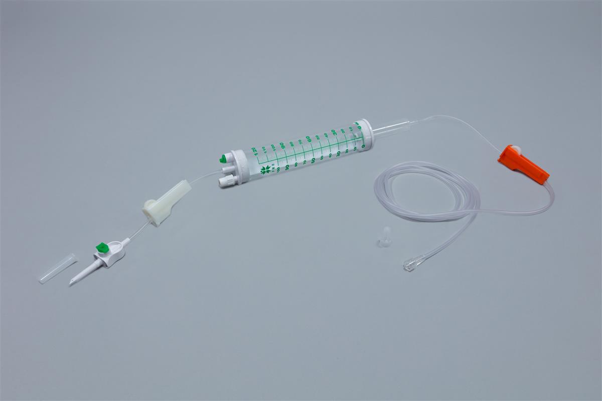 Admin system of serums with graduated chamber 120ml with tube pump